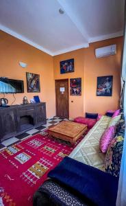 Et tv og/eller underholdning på Couleurs Berbères