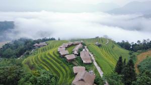 Photo de la galerie de l'établissement Bình Minh Homestay, à Nam Giang