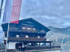 Γενική θέα στο βουνό ή θέα στο βουνό από  αυτό το πανδοχείο