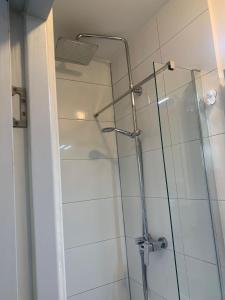 Et badeværelse på Lerose Apartman