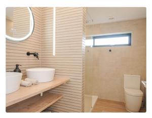 Ένα μπάνιο στο Newly Refurbished Beach Lodge +37 φωτογραφίες