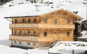 Obiekt Landhaus Schiestl zimą