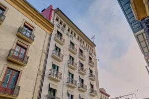 Budova, v ktorej sa apartmán nachádza