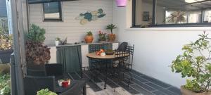 Balkón nebo terasa v ubytování Les Chênes + 6 fotografií