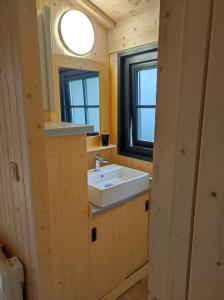 Koupelna v ubytování Le Jardin Saint Germain Lodges and Events + 10 fotografií