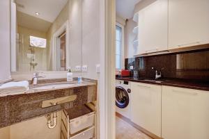 Køkken eller tekøkken på Curia 6 by clabao