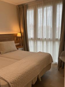 Imagem da galeria de Apartamentos Villa Alemar Playa De Somo em Somo