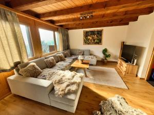 Istumisnurk majutusasutuses Chalet Bergdoktor