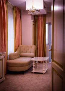 Fotografie z fotogalerie ubytování Hotel Goya Collection v destinaci Târgu Jiu