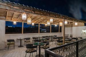 Restoran või mõni muu söögikoht majutusasutuses Riad Nadalinn