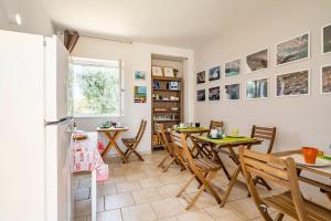 Posezení v ubytování B&B Quattrolinari + 30 fotografií