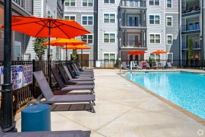 Gallery image of Near CU and minutes to DT gym pool hammock in Clemson