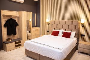 Postel nebo postele na pokoji v ubytování QUICK'HOT By GTS - capsules et chambres confortables