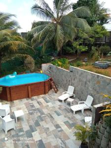 Πισίνα στο ή κοντά στο Appartement cosy à Le Morne-des-Esses, 37 m², piscine
