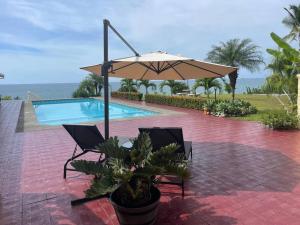 Bazén v ubytování Ocean view Apartment nebo v jeho okolí