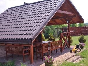 Zdjęcie z galerii obiektu Modern holiday homes for 8 people with the pool w mieście Kołczewo