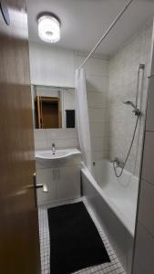 Ένα μπάνιο στο KS Apartments