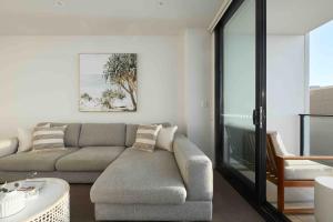 Χώρος καθιστικού στο The Wave - 1 bed option +5 φωτογραφίες