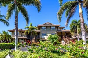 Vườn quanh KBM Resorts FREE CAR Halii Kai Ocean view 2-Bedroom Luxury Condo HLI-12A