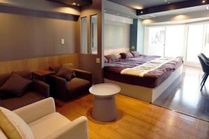 Fotografie z fotogalerie ubytování MolinHotels102-札幌市定山渓天然温泉に紅葉シーズン到来-W-beds2&S-beds3 v destinaci Jozankei