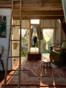 Posezení v ubytování Dreamer Cabin Tre house Dalat