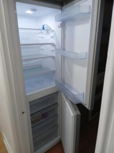 Foto Londonis asuva majutusasutuse Exclusive Luxurious Double Bedroom in a Beautiful Shared Flat Close to Transit & Grocery Stores galeriist