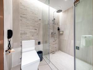 Phòng tắm tại Lavande Hotel Wuhan Huazhong University of Science and Technology Jiayuan Road Subway Station Branch