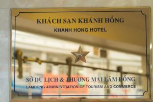 Certificato, attestato, insegna o altro documento esposto da Khanh Hong Da Lat