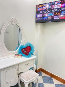 TV a/nebo společenská místnost v ubytování SKY Hostel