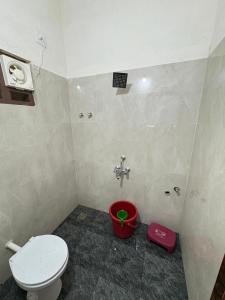 Afbeelding uit fotogalerij van Iraj Arunetra in Udupi +14 foto's