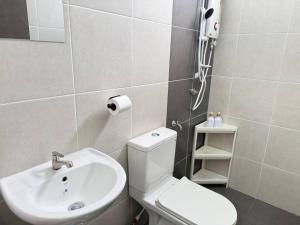 Ένα μπάνιο στο De Home Desaru City 5GWiFi Netflix 40LV2 +14 φωτογραφίες