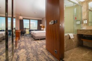 Postel nebo postele na pokoji v ubytování Crowne Plaza Kayseri by IHG