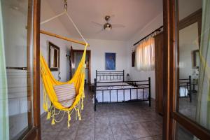 Cama o camas de una habitación en Beachfront villa with huge garden, 3br, Halkidiki