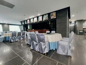 Xiamen Minyi International Hotel的休息区