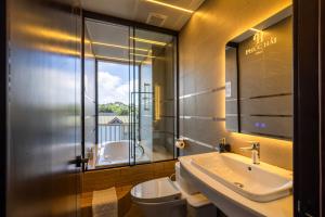 Koupelna v ubytování Phuc Hai Hotel Da Lat