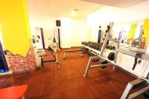 The fitness centre and/or fitness facilities at Menada Grand Kamelia Apartments