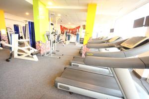 The fitness centre and/or fitness facilities at Menada Grand Kamelia Apartments