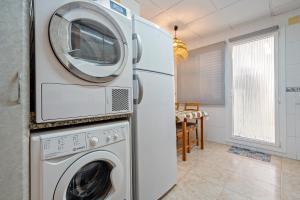 Φωτογραφία από το άλμπουμ του Hauzify I Apartament Miramar σε L'Ametlla de Mar +13 φωτογραφίες