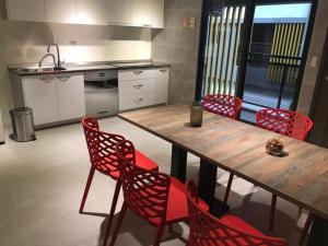 Eldhús eða eldhúskrókur á 宜蘭白鵝田園 l 包棟Villa