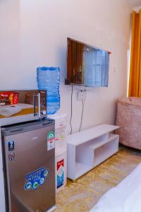 Gallery image of Signature Mall Rio Vista Furnished Studios Nairobi in Marimbeti +29 photos