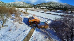 Paisaje cerca of this country house