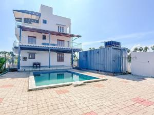 Πισίνα στο ή κοντά στο Bambino- Aditiya Villa +5 φωτογραφίες