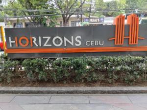 Un certificado, premio, letrero u otro documento en Nice 1 BR, Horizon 101, Cebu City