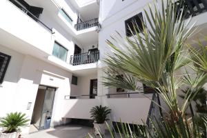 Το κτήριο όπου στεγάζεται  το διαμέρισμα