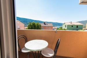 Nespecifikovaný výhled na hory nebo výhled na hory při pohledu z apartmánu
