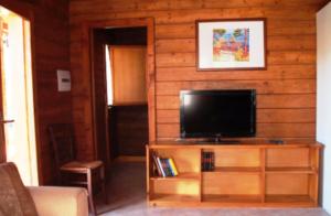 TV a/nebo společenská místnost v ubytování Villaggio Del Sole
