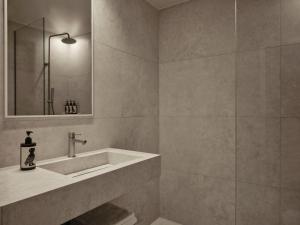 Koupelna v ubytování Doryssa Method Hotel