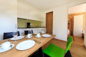 Zona pranzo nel campeggio