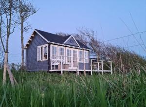 Tòa nhà nơi nhà nghỉ dưỡng tọa lạc