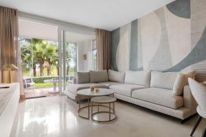 Istumisnurk majutusasutuses ViVi Homes - Casa Sereno Pool, Terrace & Garden